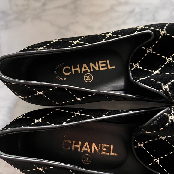 Chanel monogram black and silver loafers like new! - Picture 4 of 4